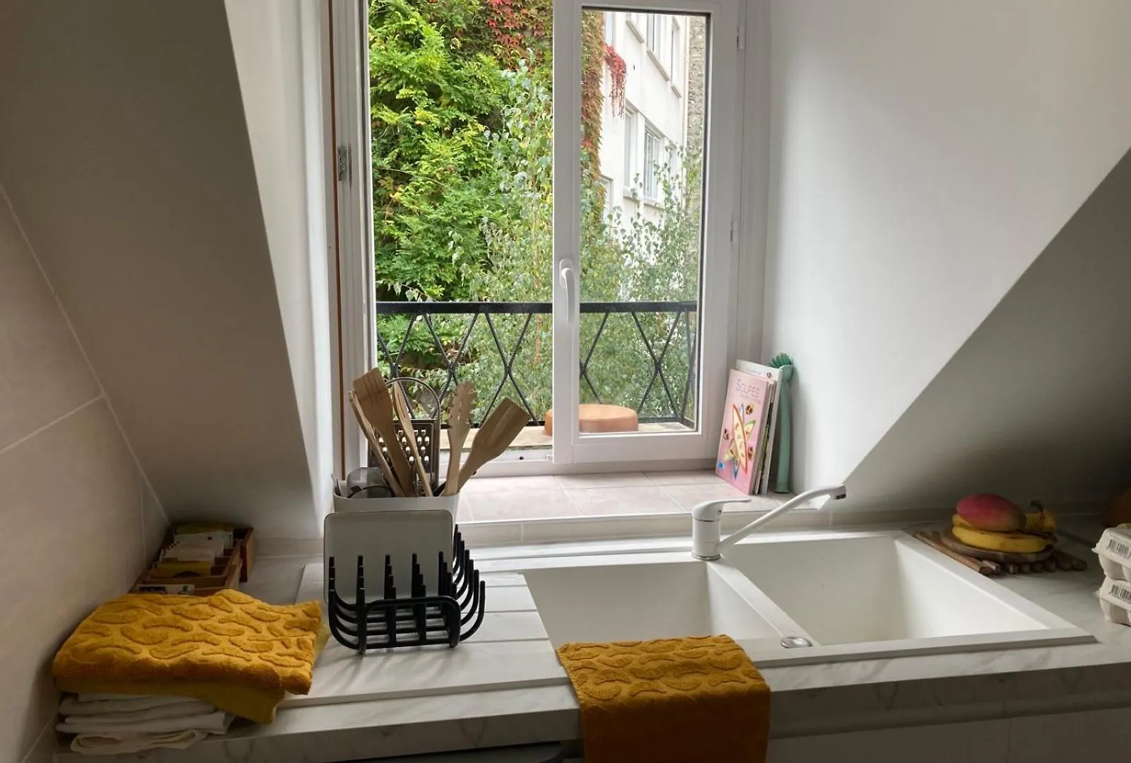 Cosy Nest Center Of Paris Apartment
